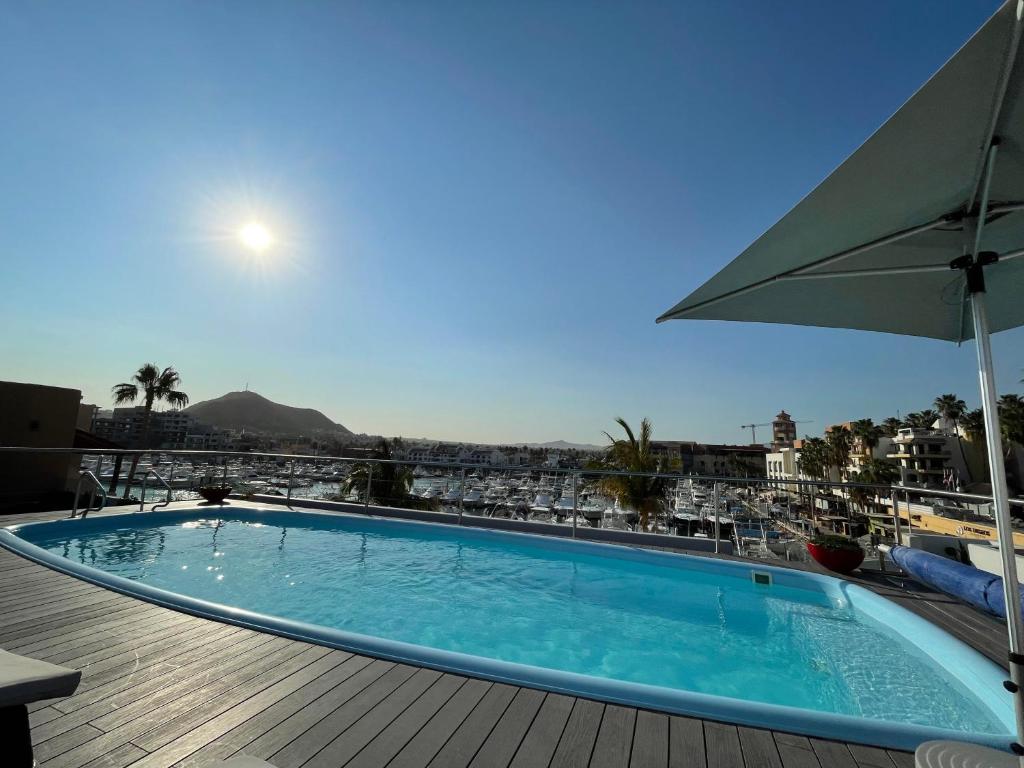 Marina Cabo Plaza "Casa Pura Vida" 108A - 2
