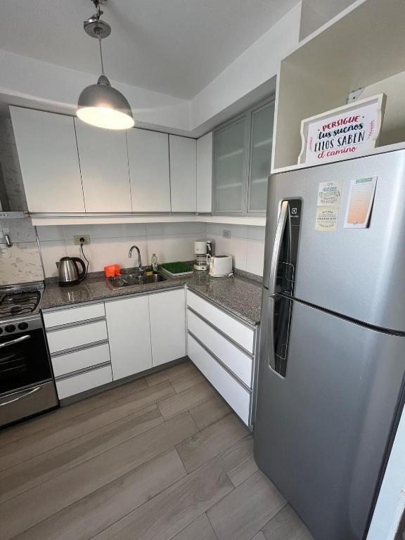 Depto 2 amb con balcon, muy buena ubicacion - 5