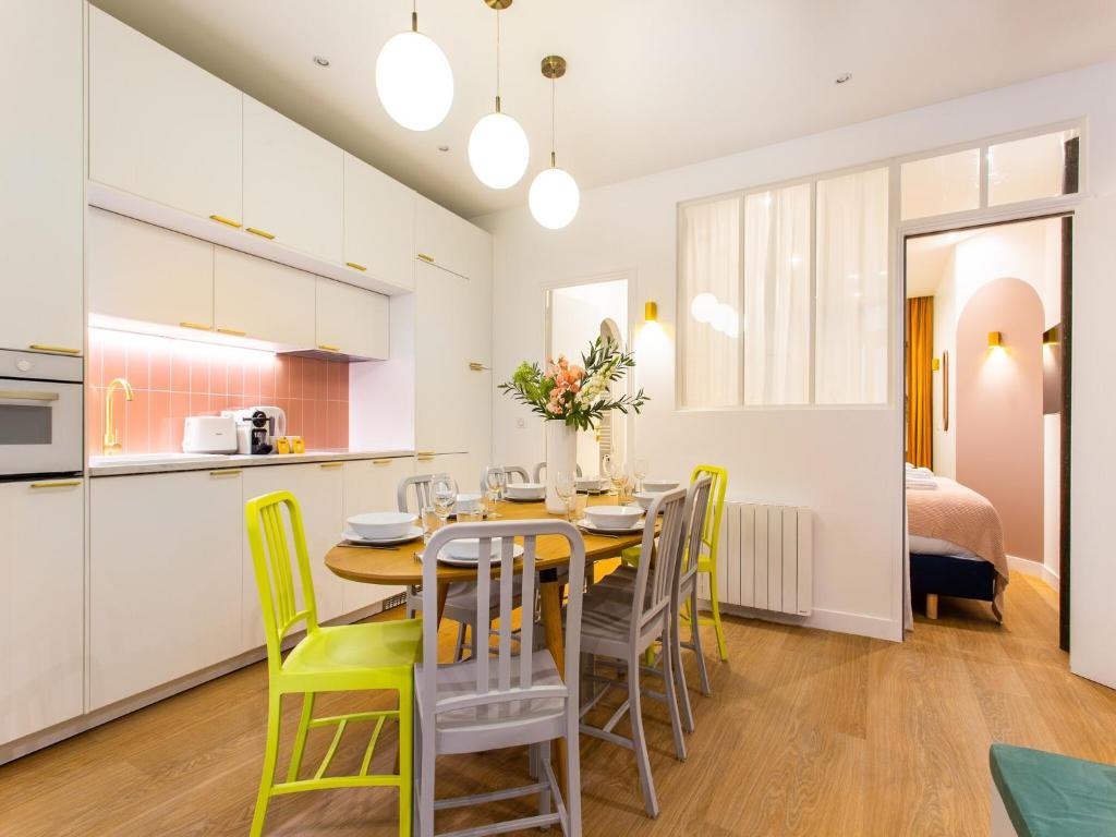 Beautiful apartment - 4BR 10P - Rue des Martyrs - 2