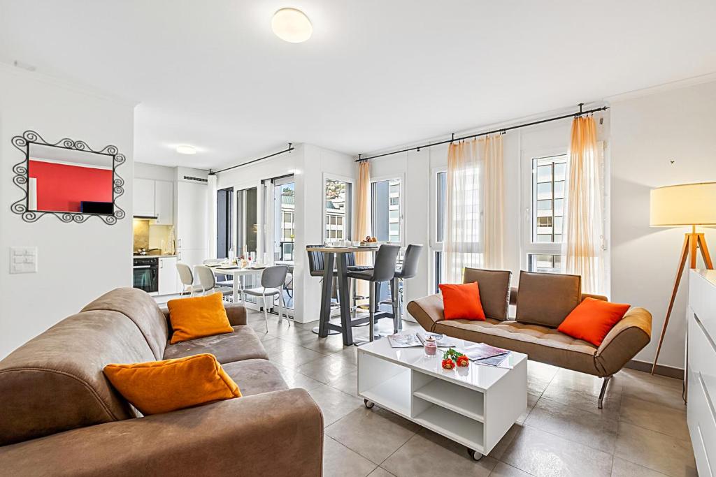 Locarno Centro Apartment 2BR with Private Garage - Happy Rentals - 4