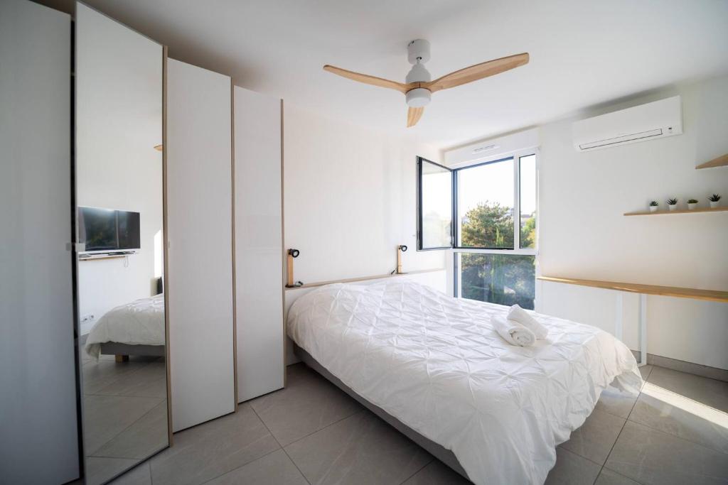 FRGK "BEL AZUR 1 BDR Luxury Sea View Parking AC WIFI HIGH SPEED " - 5