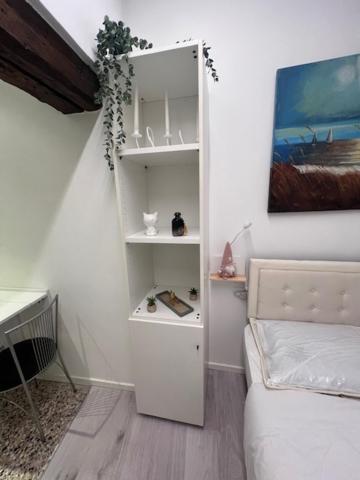 Comfort Room - 4
