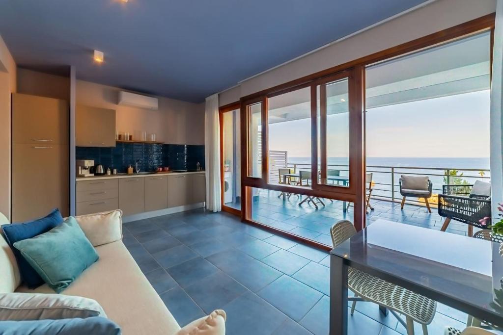 AltaMira Apartments - 2