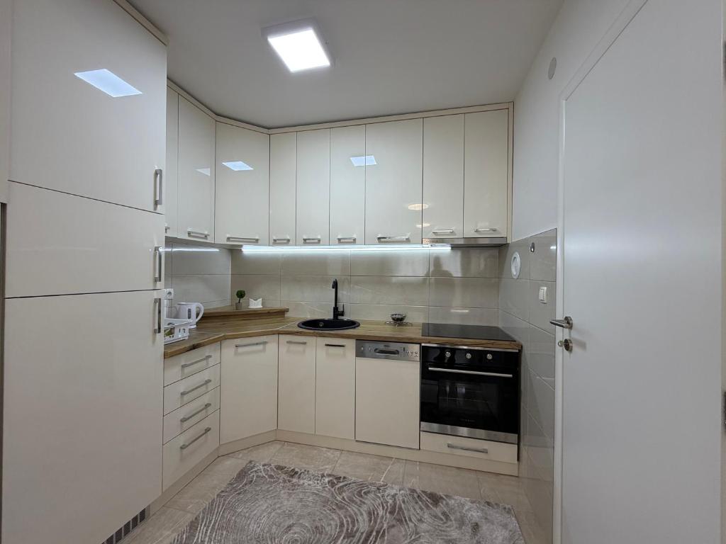 Urban Home Stupine - 2
