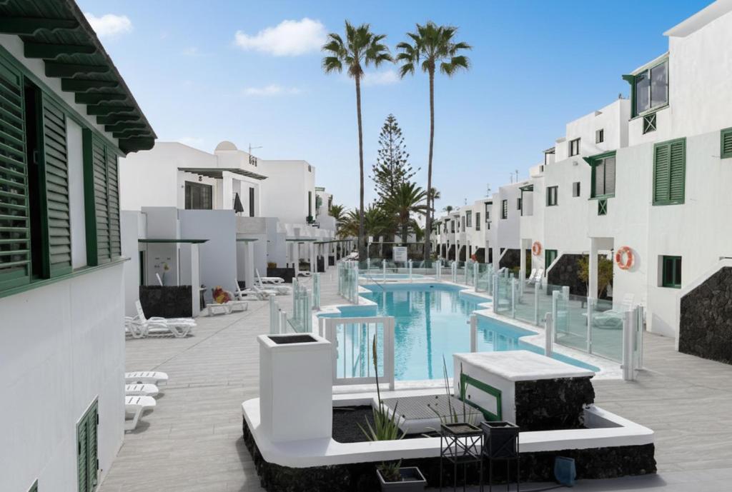 Home2Book Sunny Dream Apt Puerto del Carmen, Pool - 1