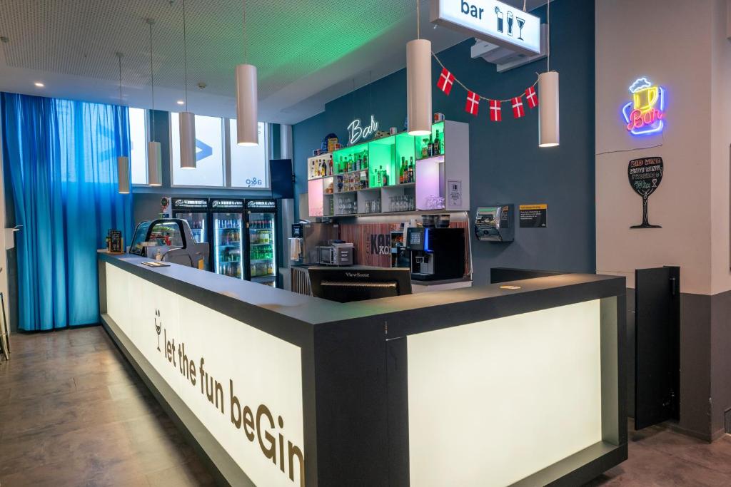 Bar/lounge