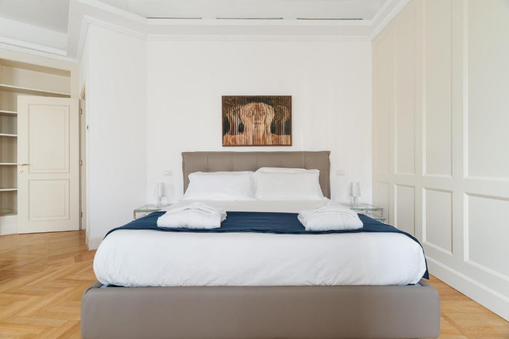 GuestHost - 500sqm luxury with Spa, Gym, Terrace, Game Room & Garage - 1