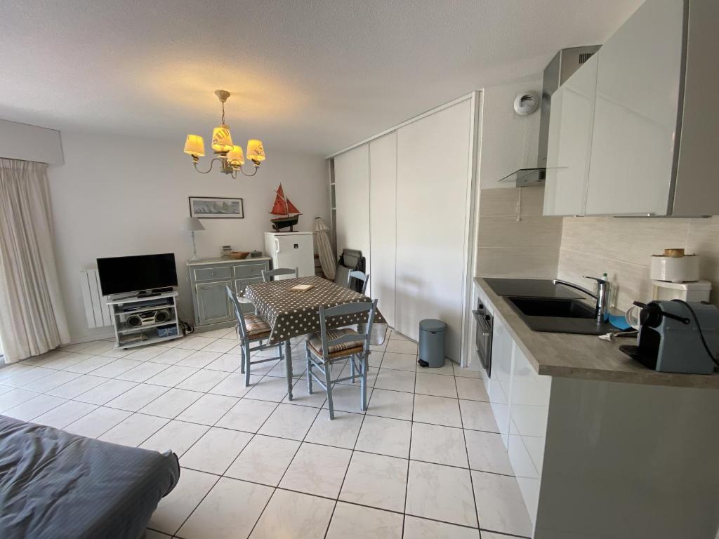 OCEANIA - Terrasse couverte, Plage 500m - DT10 - 1