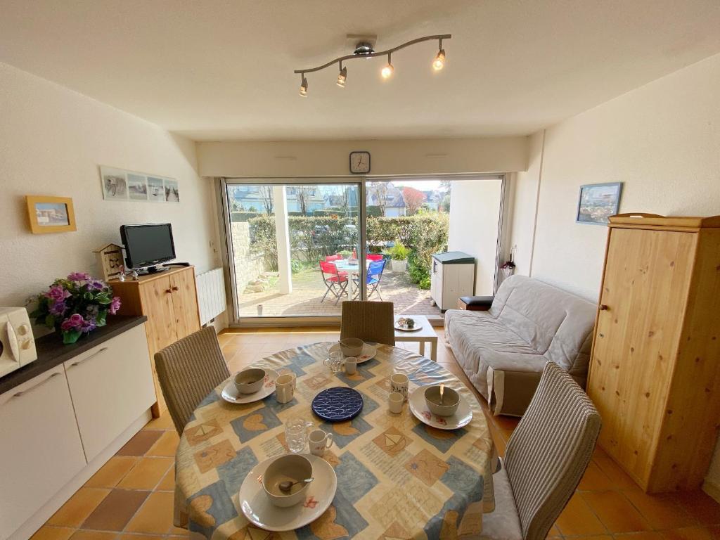 BERNACHES - Appart RDC, Plage 300m - T9 - 2