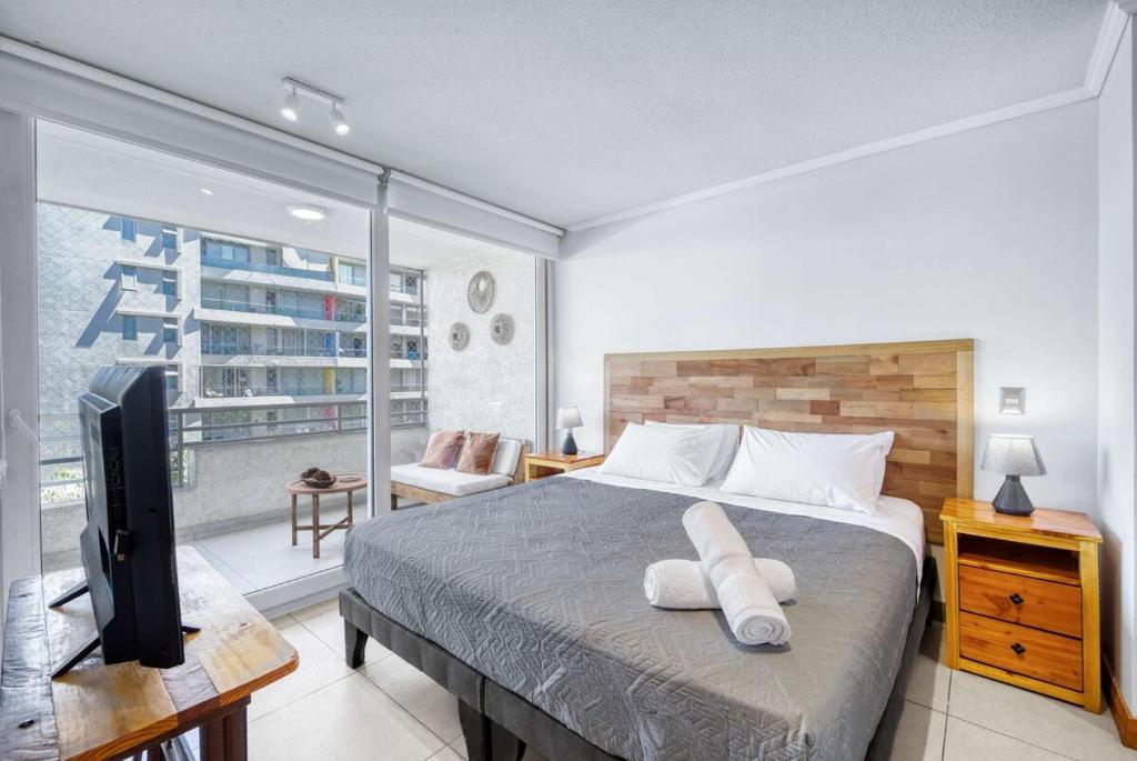 Light 66 Apartment with Pool and Wifi in Las Condes - 5