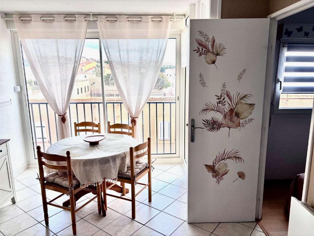 SP350-B201 Appartement 2 pièces cabine 5 couchages SAINT PIERRE LA MER - 2