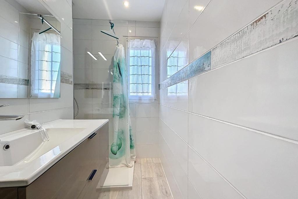 Spacious cocoon in Narbonne - with sea view - 5