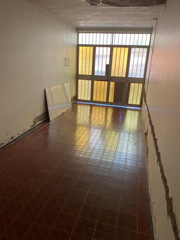 Casa amplia en zona residencial - 4