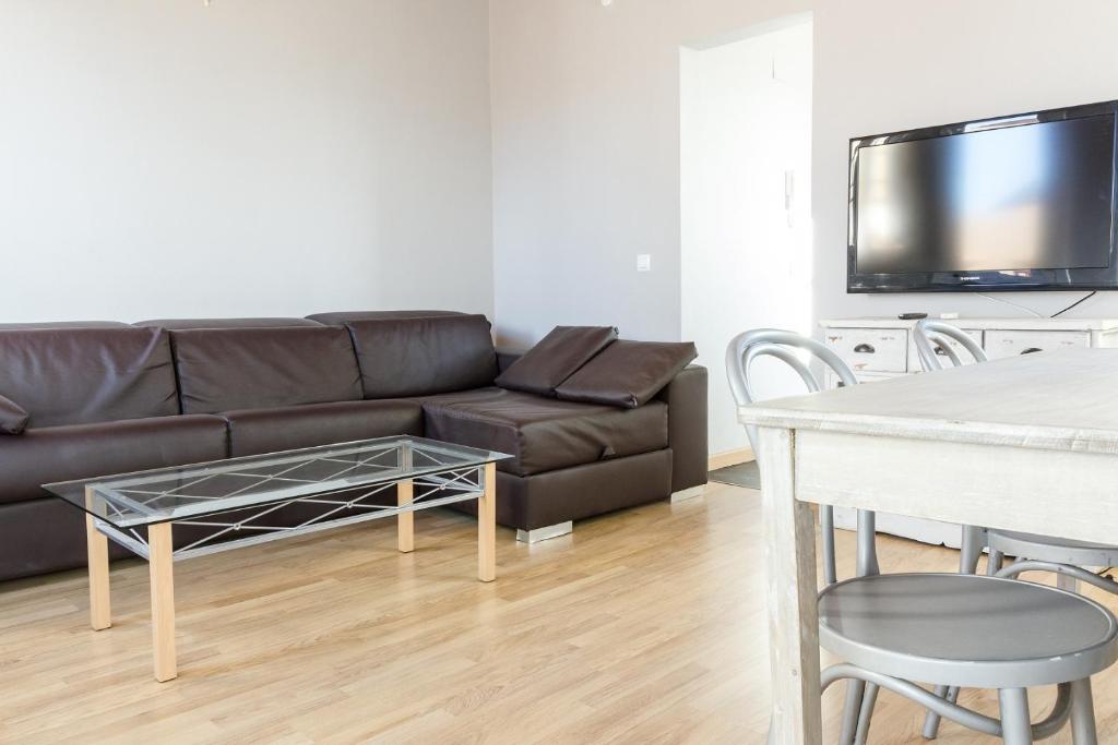 ApartEasy mid-term ONLY for VACATIONS stays, ATIC GRACIA - 3