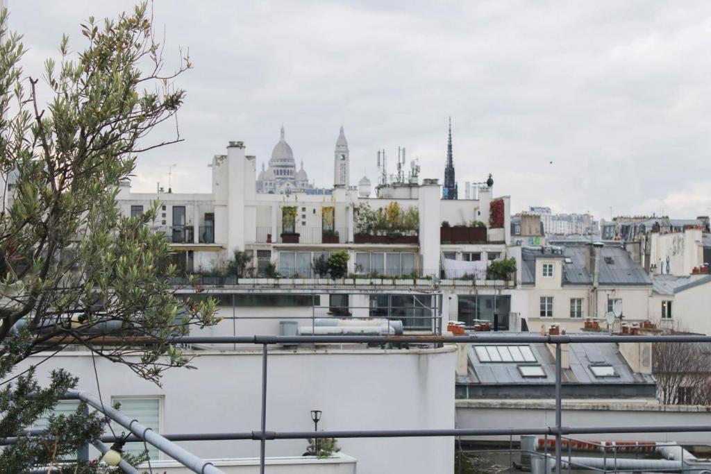 Appartement romantique avec vue sur le Sacré-Cœur - 1