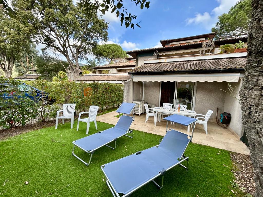 Ground Floor Apartment with Garden - 1