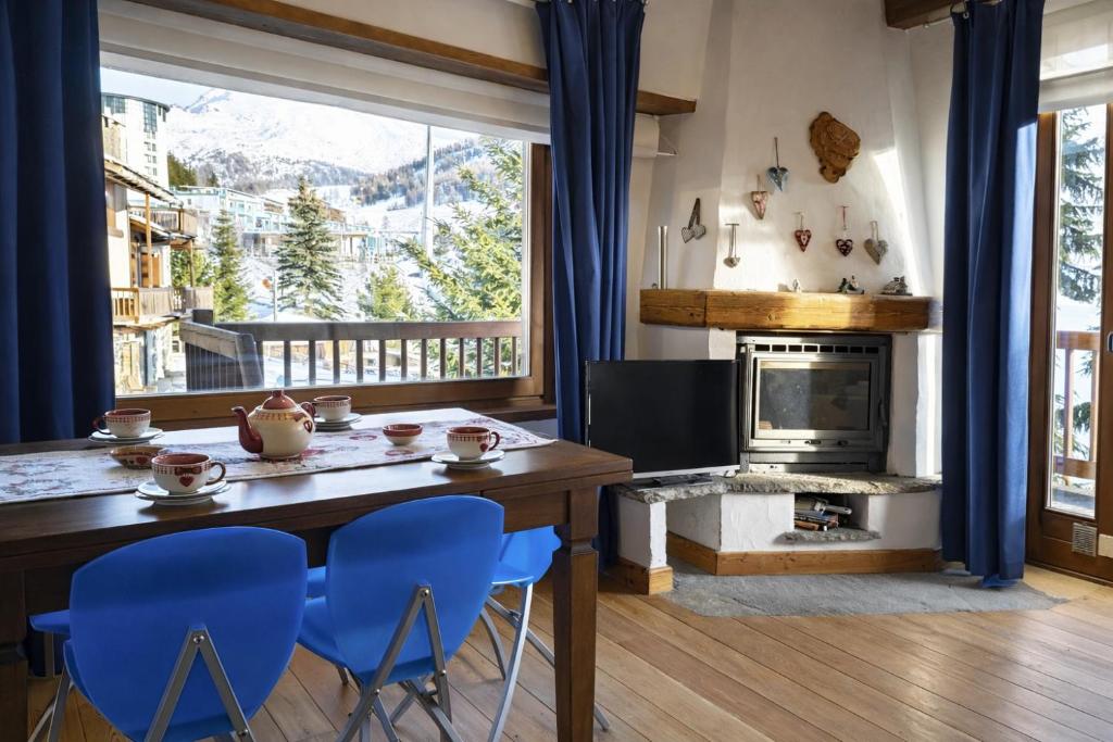 Hostdomus - Imperial Chalet 2 - 4