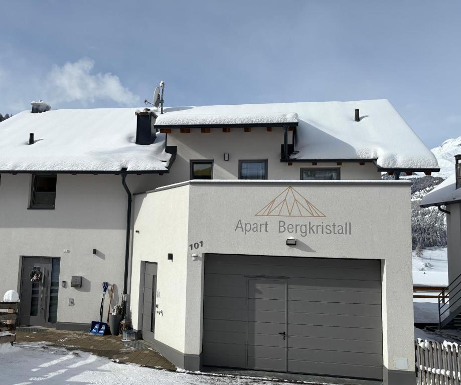 Apart Bergkristall - 2