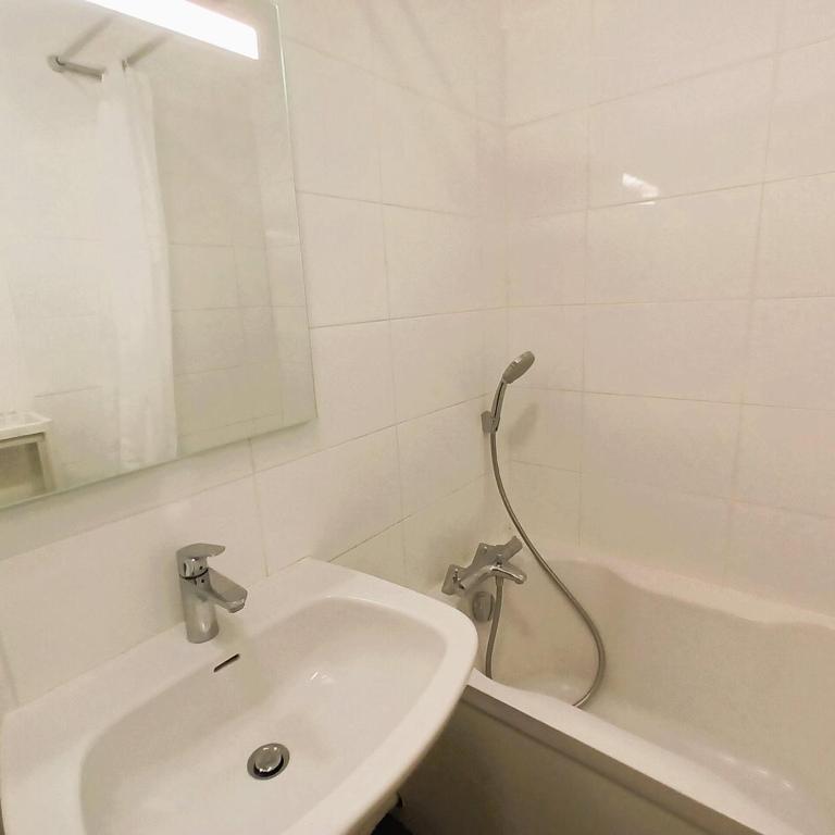 L'Oasis-T2 spacieux-Wifi-TV-Proche Gare - 4