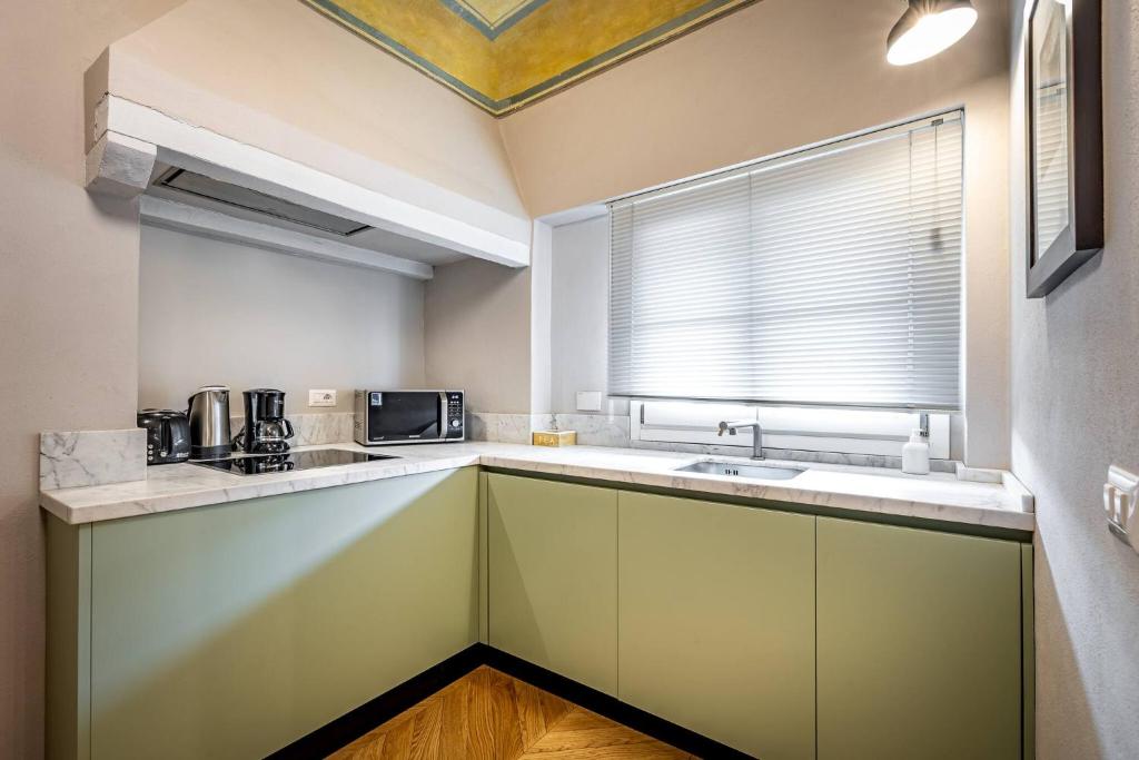 Hs4U Ricasoli Luxury apartment near Duomo N.1 - 5
