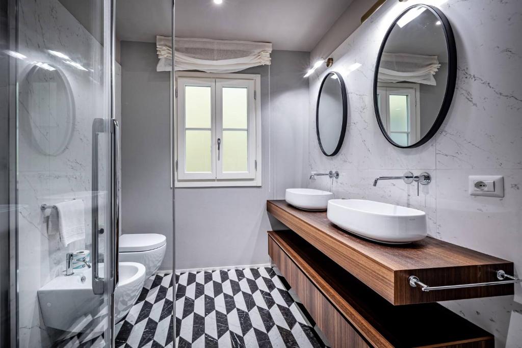 Hs4U Ricasoli Luxury apartment near Duomo N. 3 - 5