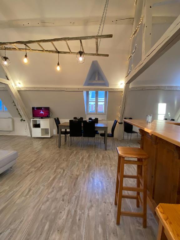 Sous les toits des Jacobins, 3 chambres, WiFi - 4
