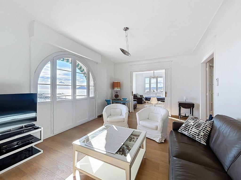 Palais Alexandre III Magnificent 4 sea view 100m from the Croisette - 3