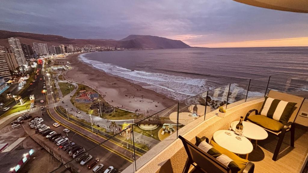 Departamento estudio frente a Playa Brava - 4