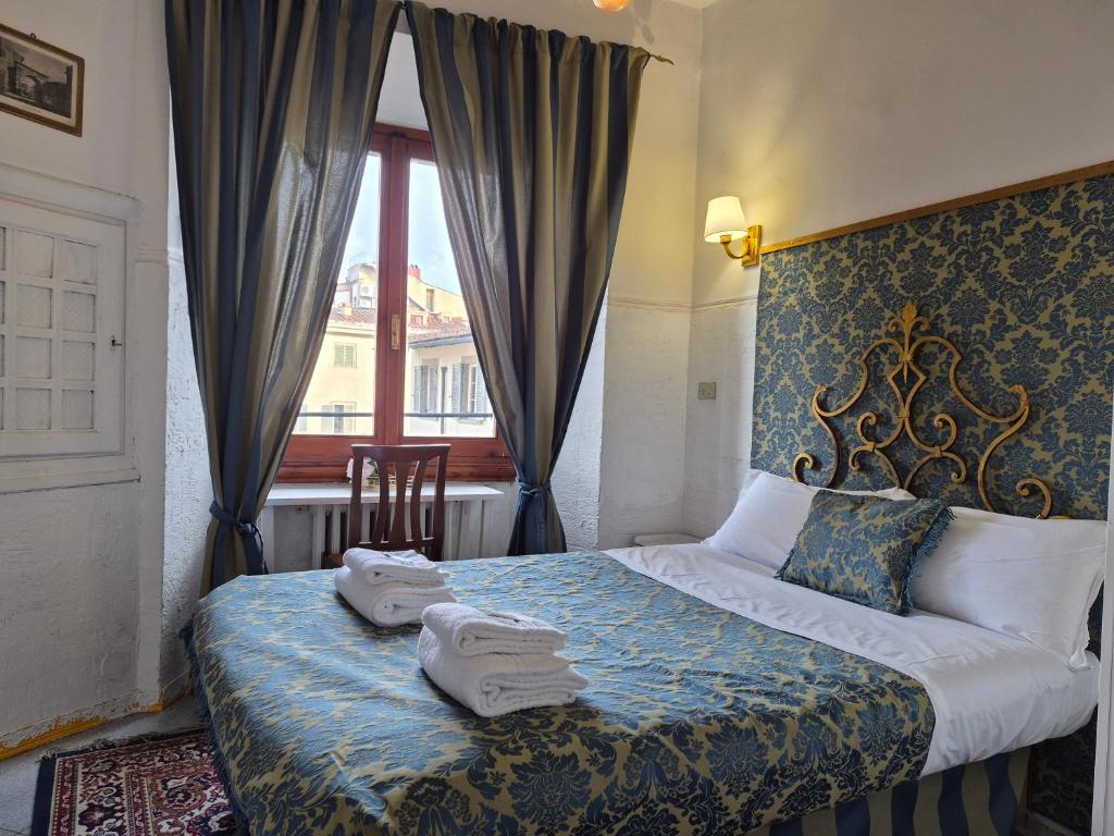 LA SEDE DELL'ARTE Monolocale Studio e Camere in Torre Medievale vicino a Duomo e Piazza Signoria - 4