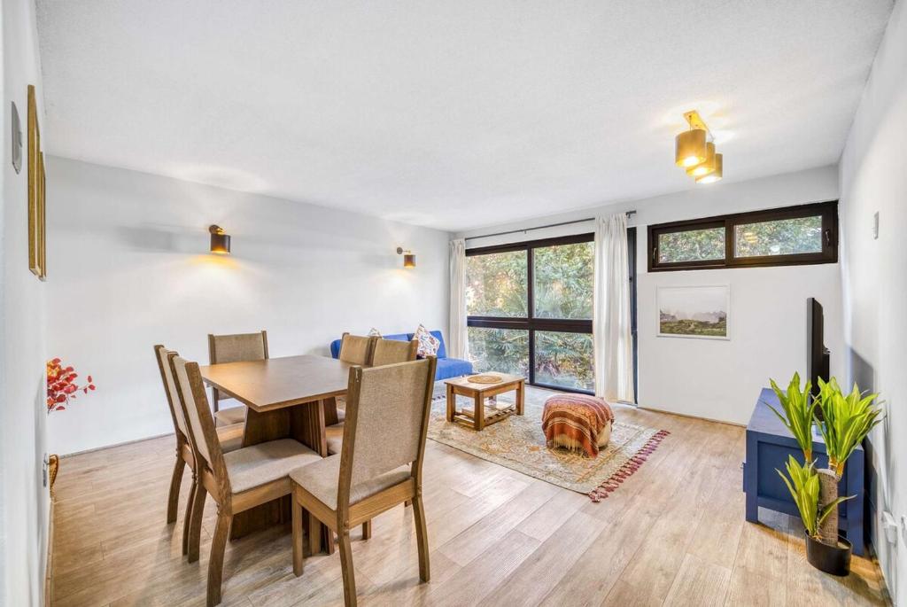 Thayer Home Apartment near Costanera y MUT - 5