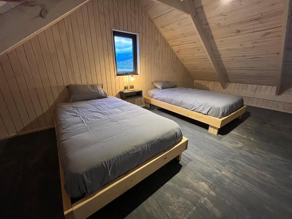 Refuge with Panoramic Views, Cerro Castillo - 4