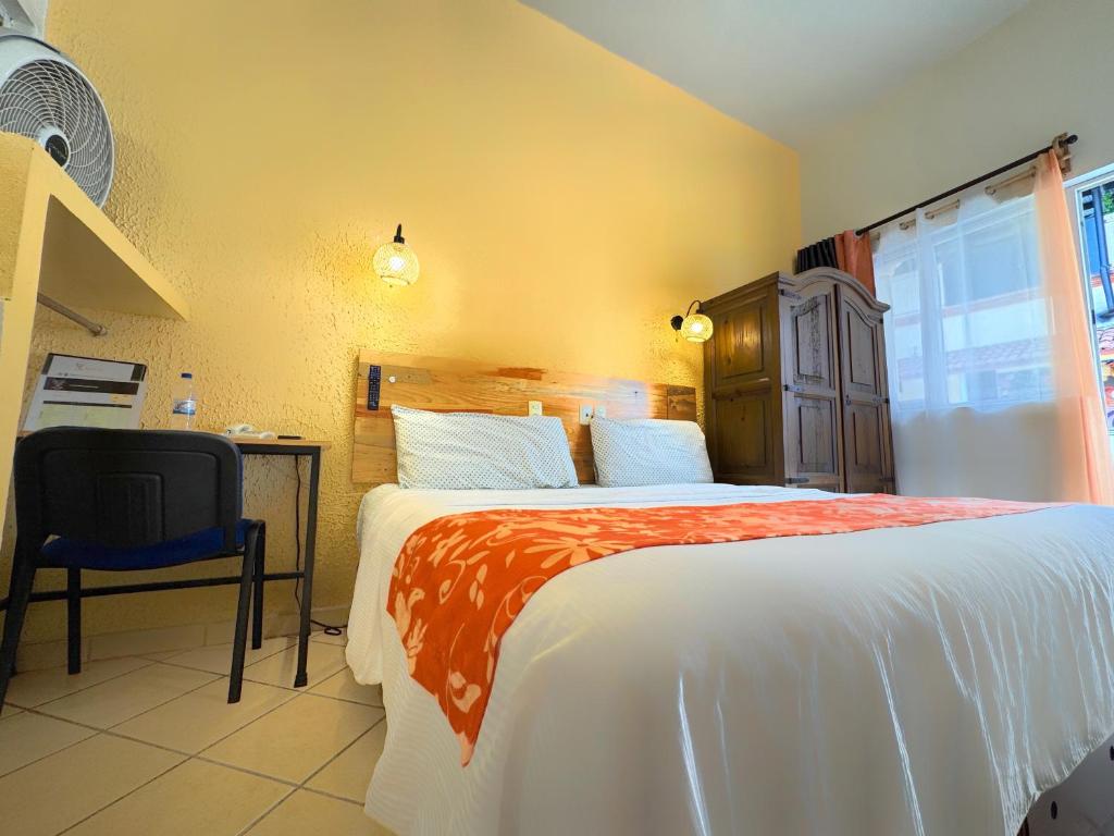 Hotel Escalada - 4