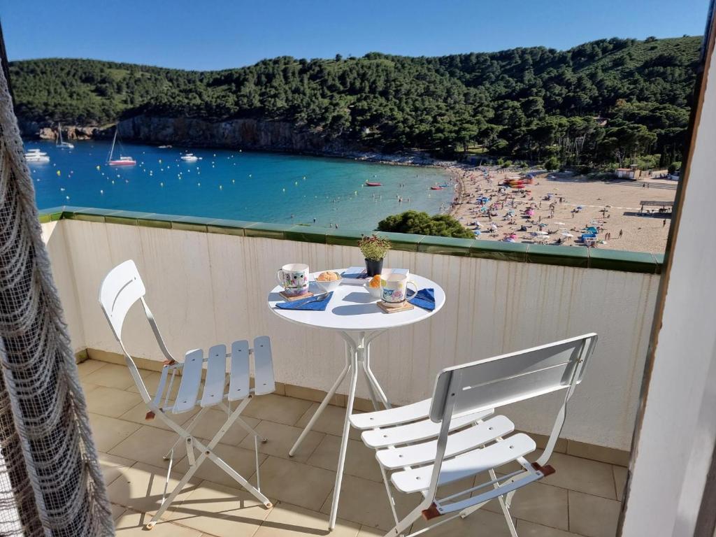 Encantador apartamento a 50m de Cala Montgó con 2 dormitorios y parking privado en L'Escala - HISP-236-173 - 3