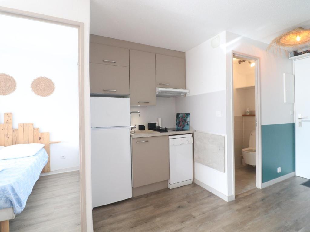 Moderne T2 Climatisé avec Piscine à Sète - FR-1-472A-325 - 5