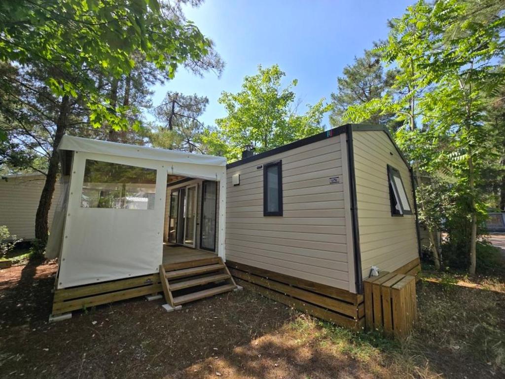 Mobil Home 4 Pers., Terrasse et Parking, St Jean de Monts - FR-1-777-44 - 2
