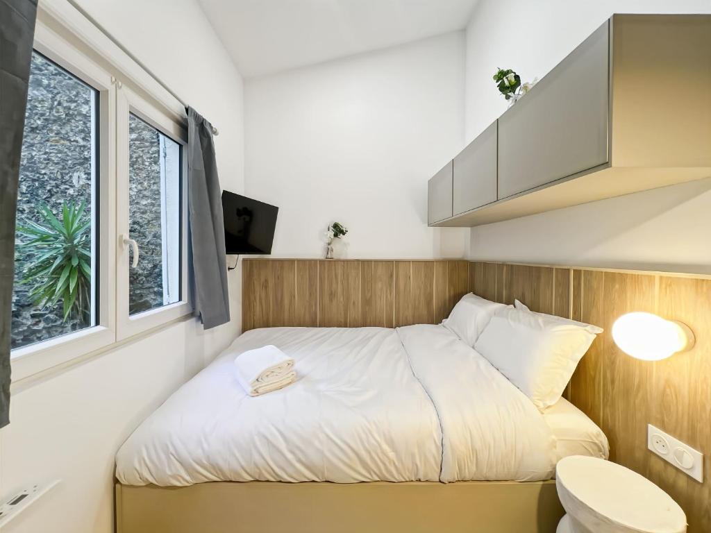 Paris Studio in Montmartre Area near Metro & Shops - 4