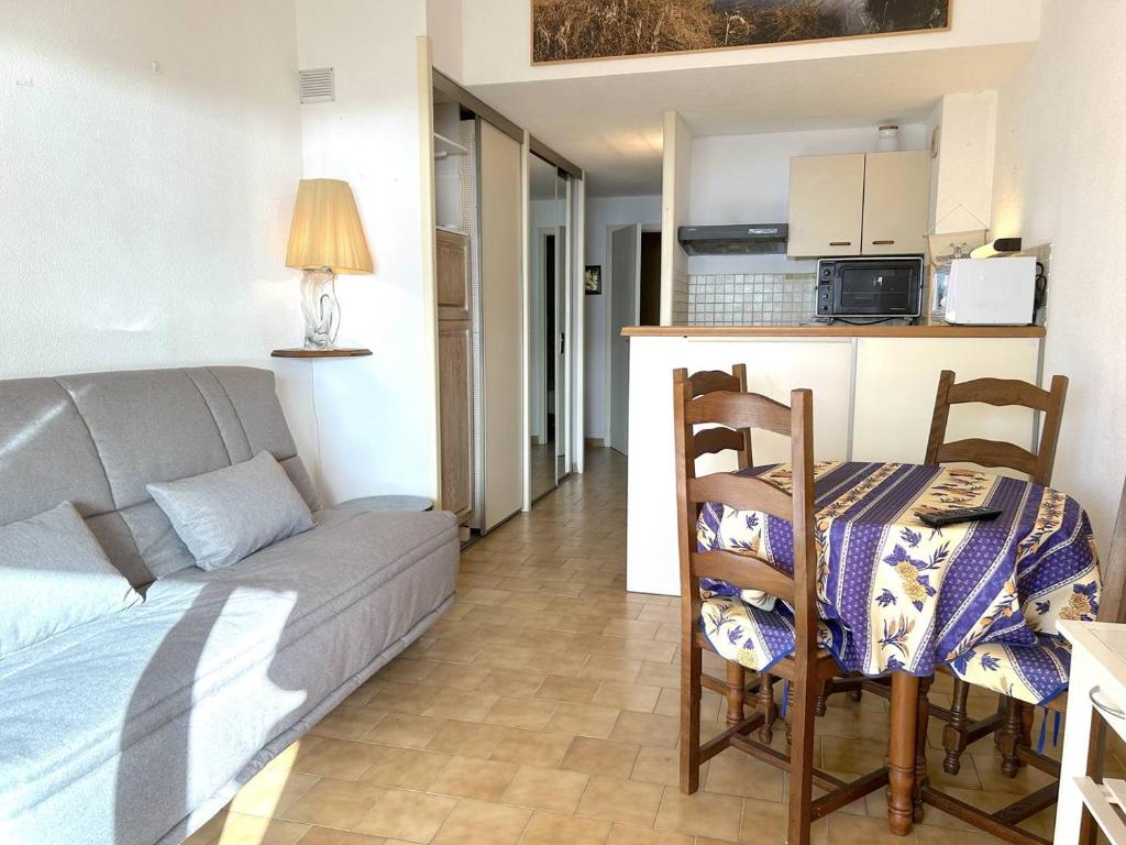 LV480-316 Appartement 2 pièces 2 couchages LE LAVANDOU - 2