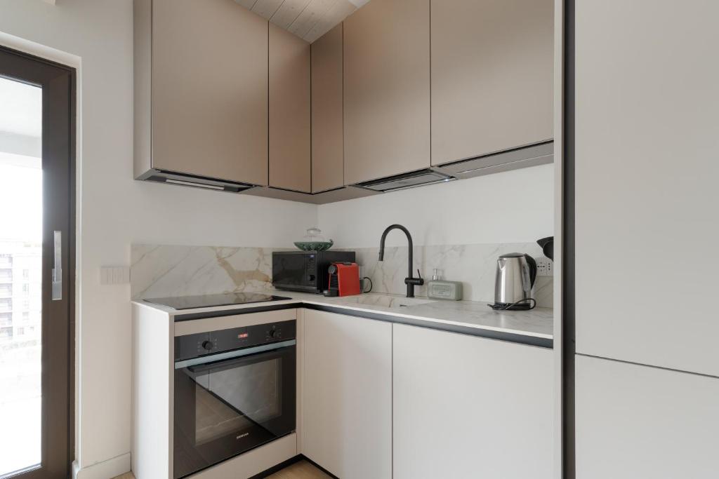 GuestHost - Modern Terrace Flat in Solari Area - 5
