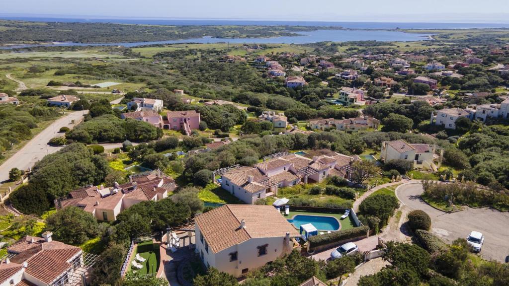 Villa Armonia - Vista mare, con Piscina e BBQ by Host Hero - 2