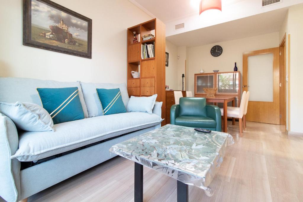 Global Vacacional, Apartamento con gran terraza en la playa de Puerto Sagunto - 4