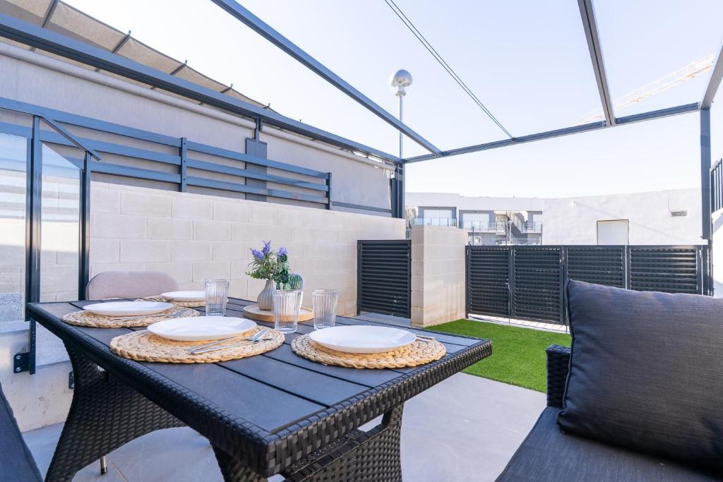 rentafive - Chalet - Piscina - Nuevo - 4