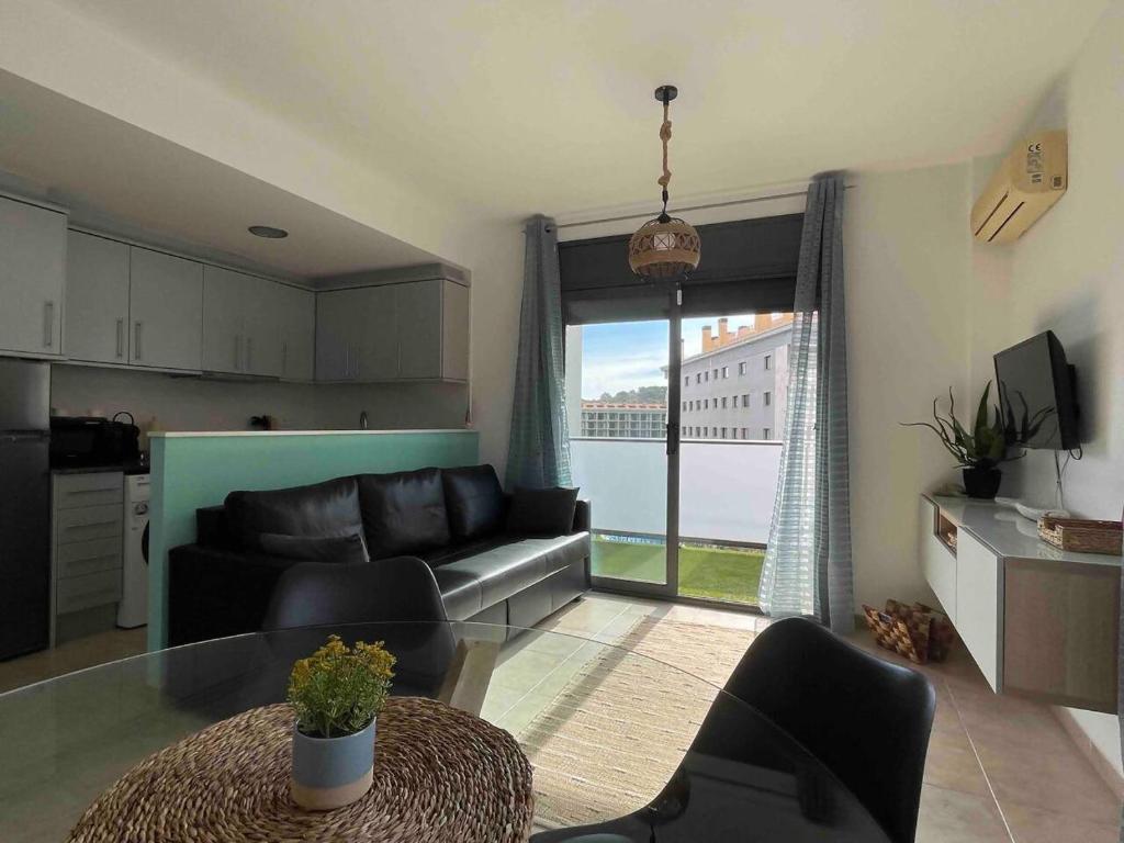 Bonito piso con terraza y piscina, cerca del mar - 3