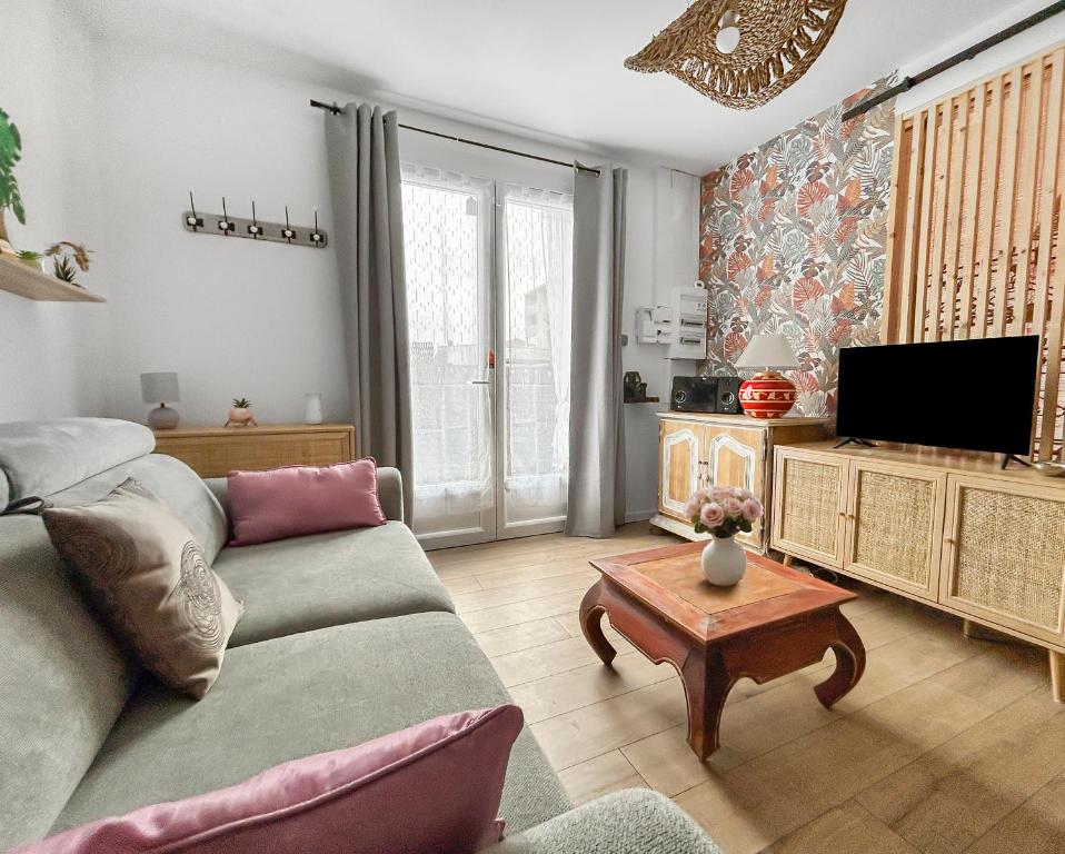 T1 bis cosy avec terrasse, parking et calme absolu - 4