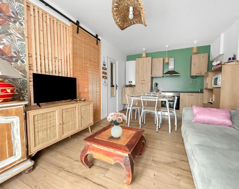 T1 bis cosy avec terrasse, parking et calme absolu - 3