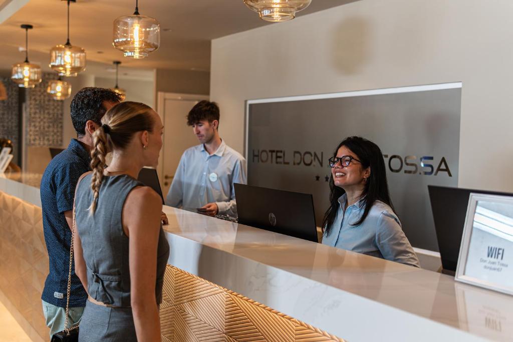 フロント・ロビー