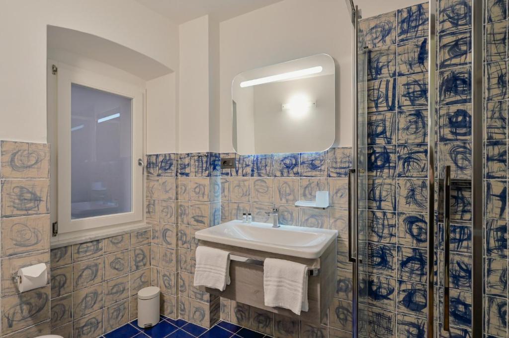 GuestHost - La Casa in Sasso Flat with Terrace - 4