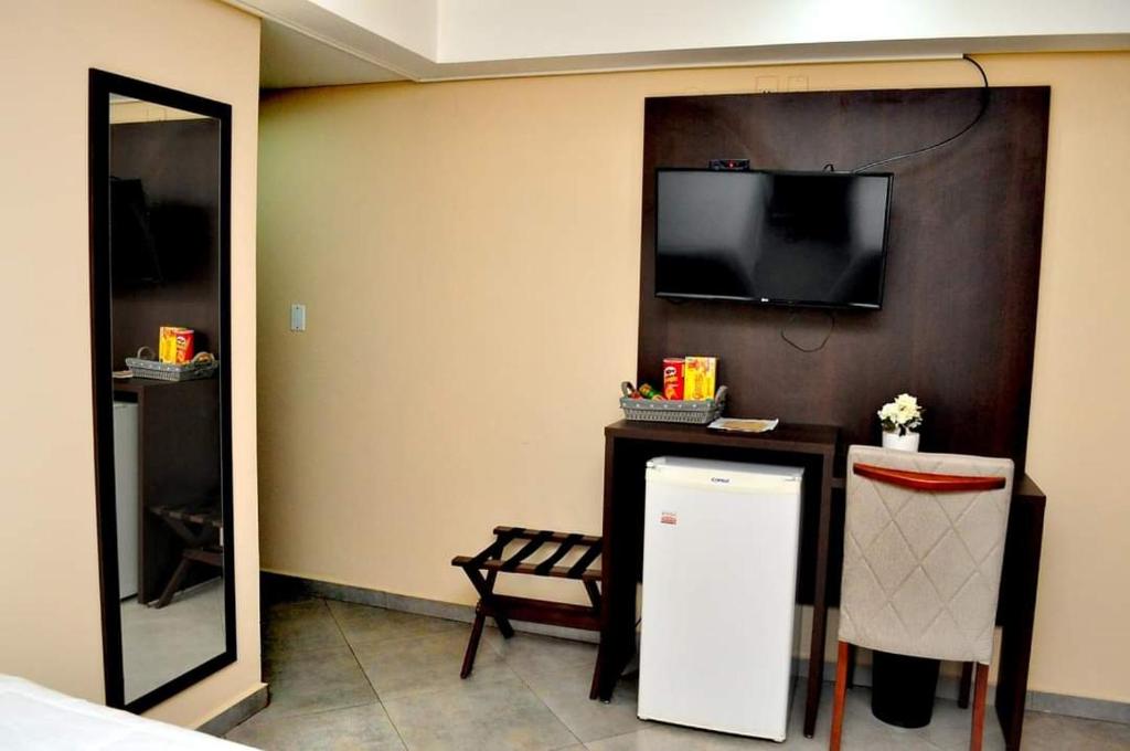 Ideal hotel - 4