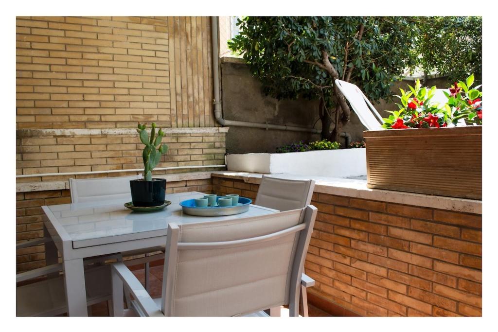Ostia Holiday Secret Garden - 3