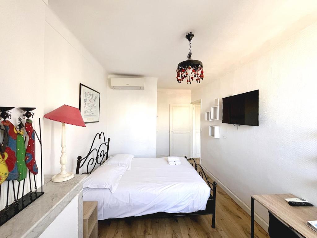 Sunny 1 Bedroom Rue Commandant André - 2