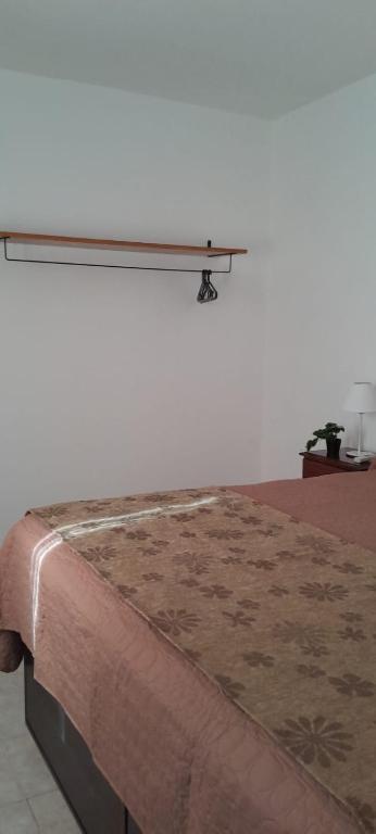 Departamento amoblado completo zona céntrica - todos los servicios - 1